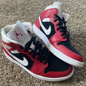 Nike Air Jordan Mid